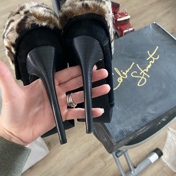 Colin Stuart Leopard Booties - Picture 3 of 3